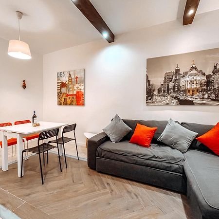 Fee4Me. Amazing Apartment In The Heart Of Lavapies Madrid Eksteriør billede